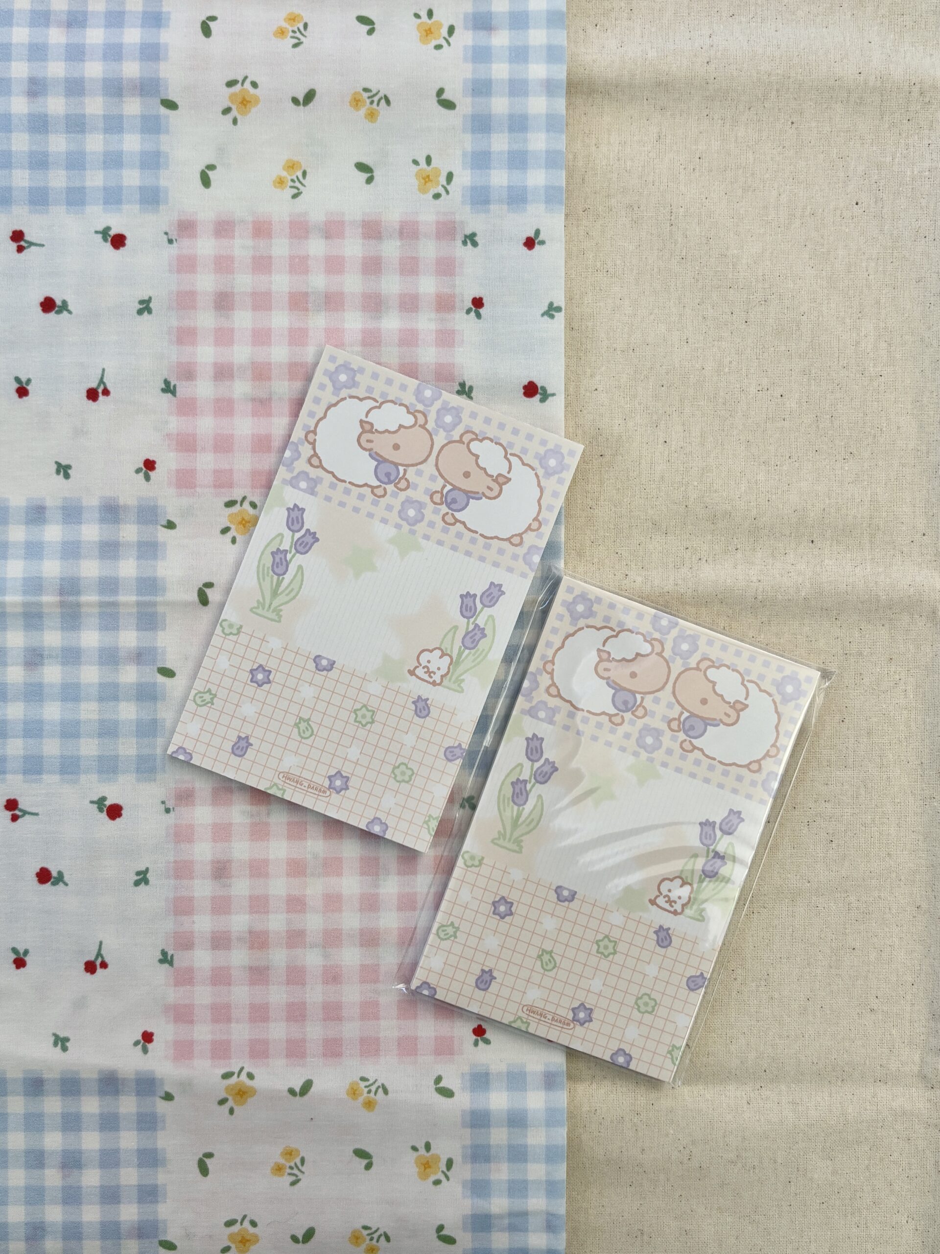 Hwang Daram Two Little Sheep Memo Pad - Image 2